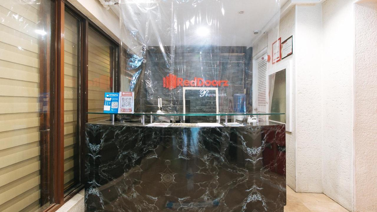 Reddoorz Premium Near Greenbelt Makati - Vaccinated Staff Makati City Ngoại thất bức ảnh