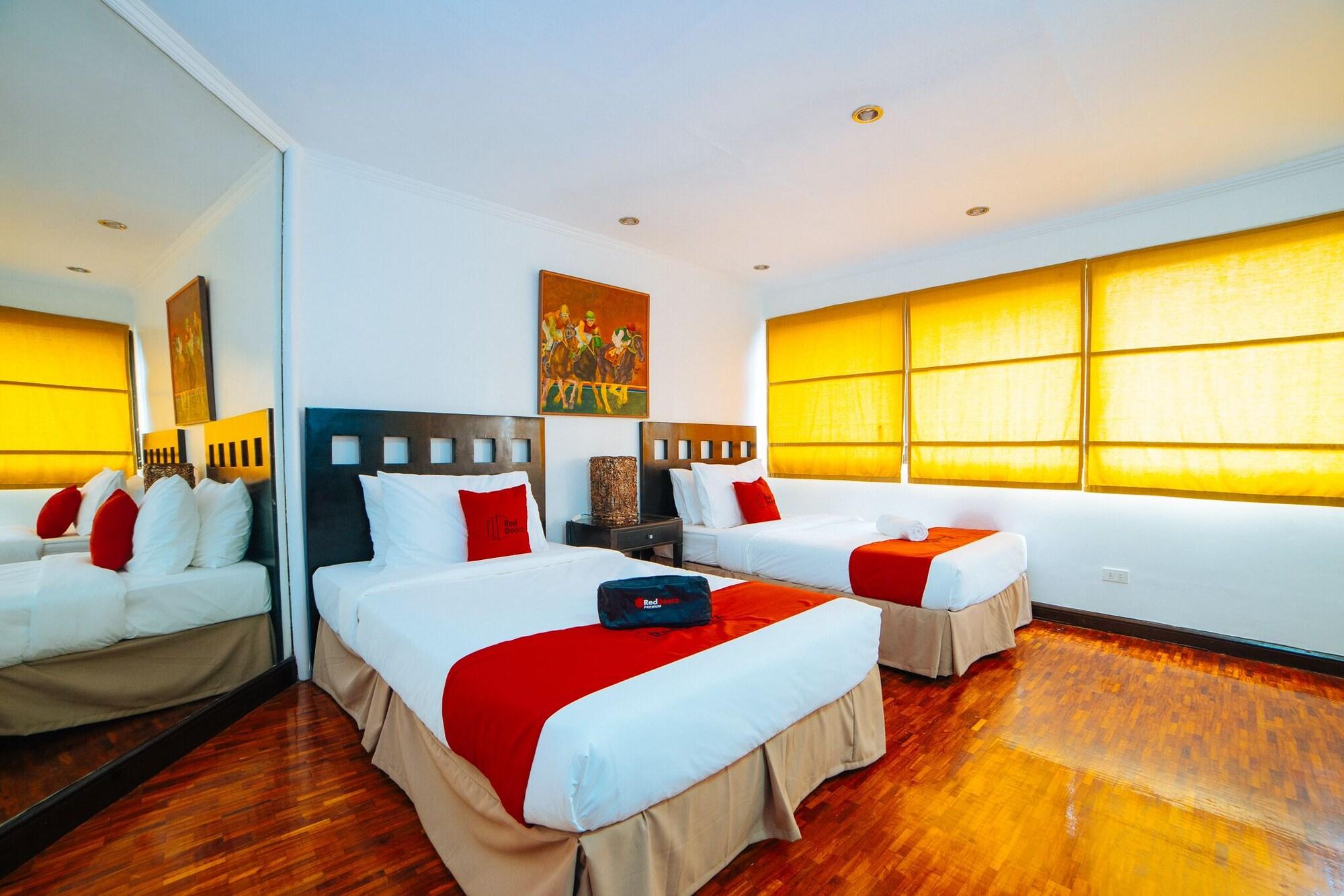 Reddoorz Premium Near Greenbelt Makati - Vaccinated Staff Hotel Makati City Ngoại thất bức ảnh