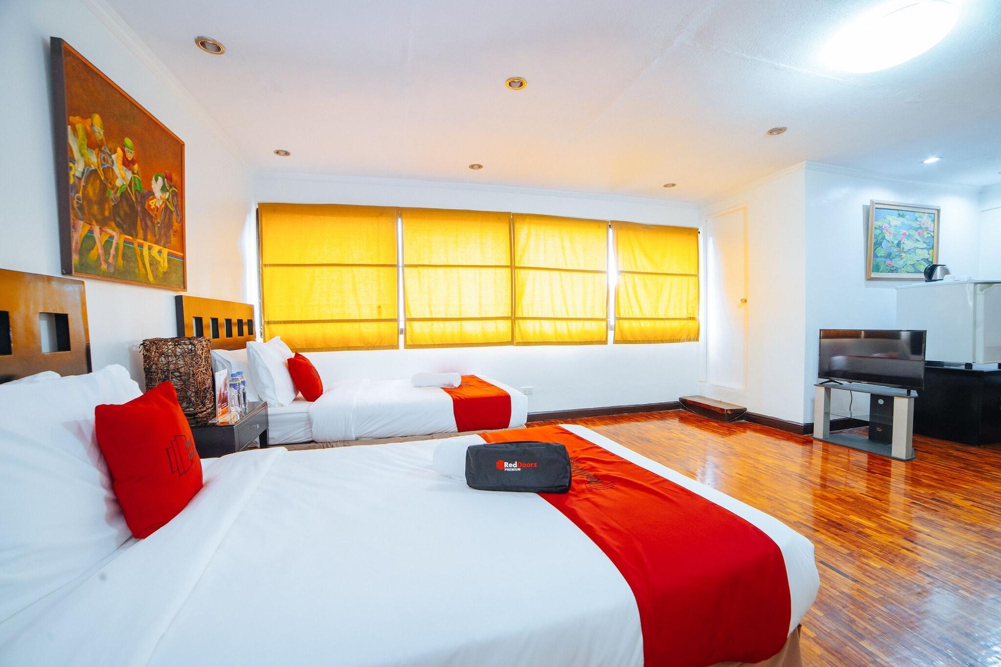 Reddoorz Premium Near Greenbelt Makati - Vaccinated Staff Makati City Ngoại thất bức ảnh