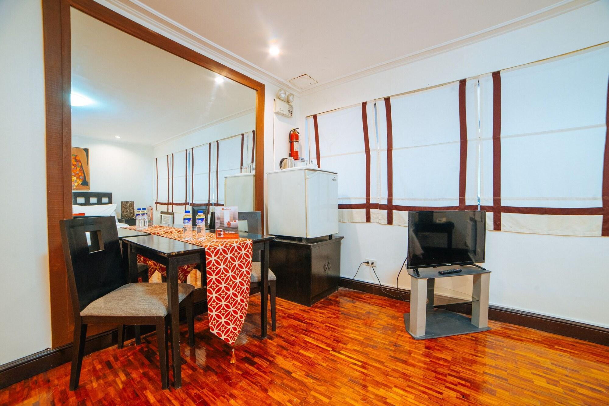 Reddoorz Premium Near Greenbelt Makati - Vaccinated Staff Makati City Ngoại thất bức ảnh