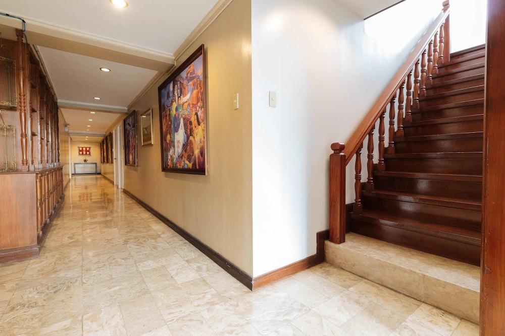 Reddoorz Premium Near Greenbelt Makati - Vaccinated Staff Makati City Ngoại thất bức ảnh