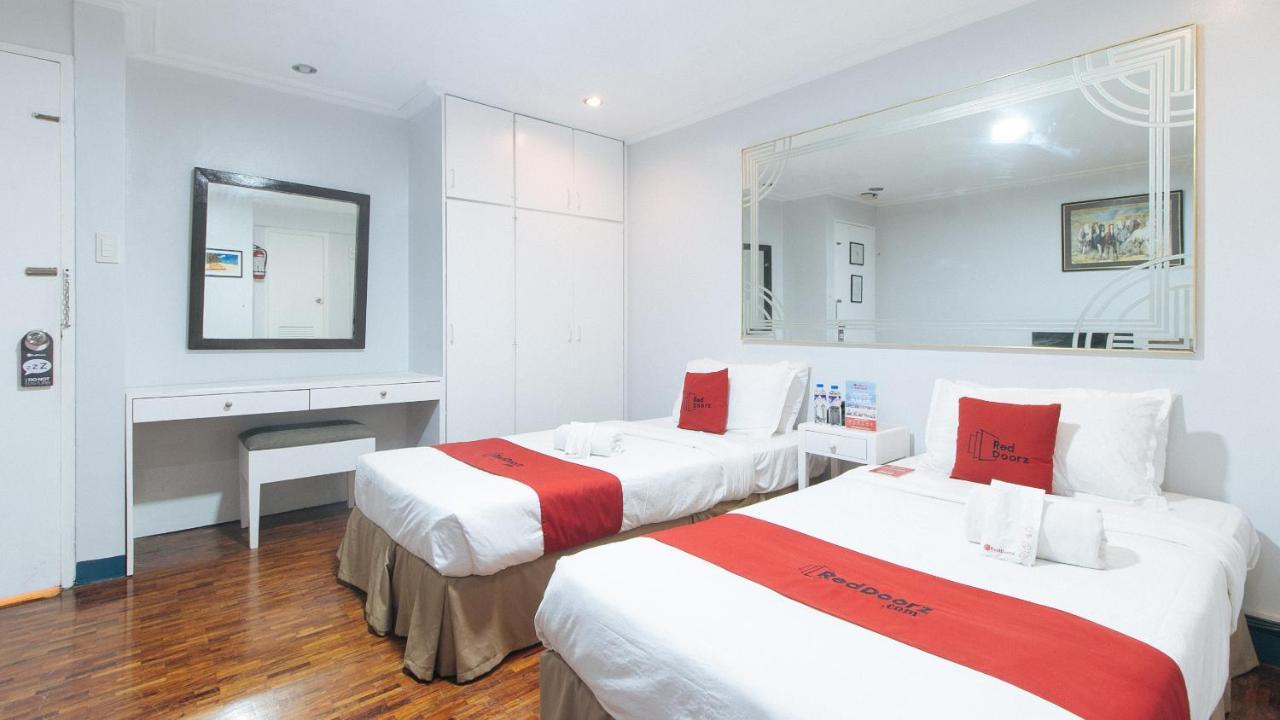 Reddoorz Premium Near Greenbelt Makati - Vaccinated Staff Hotel Makati City Ngoại thất bức ảnh