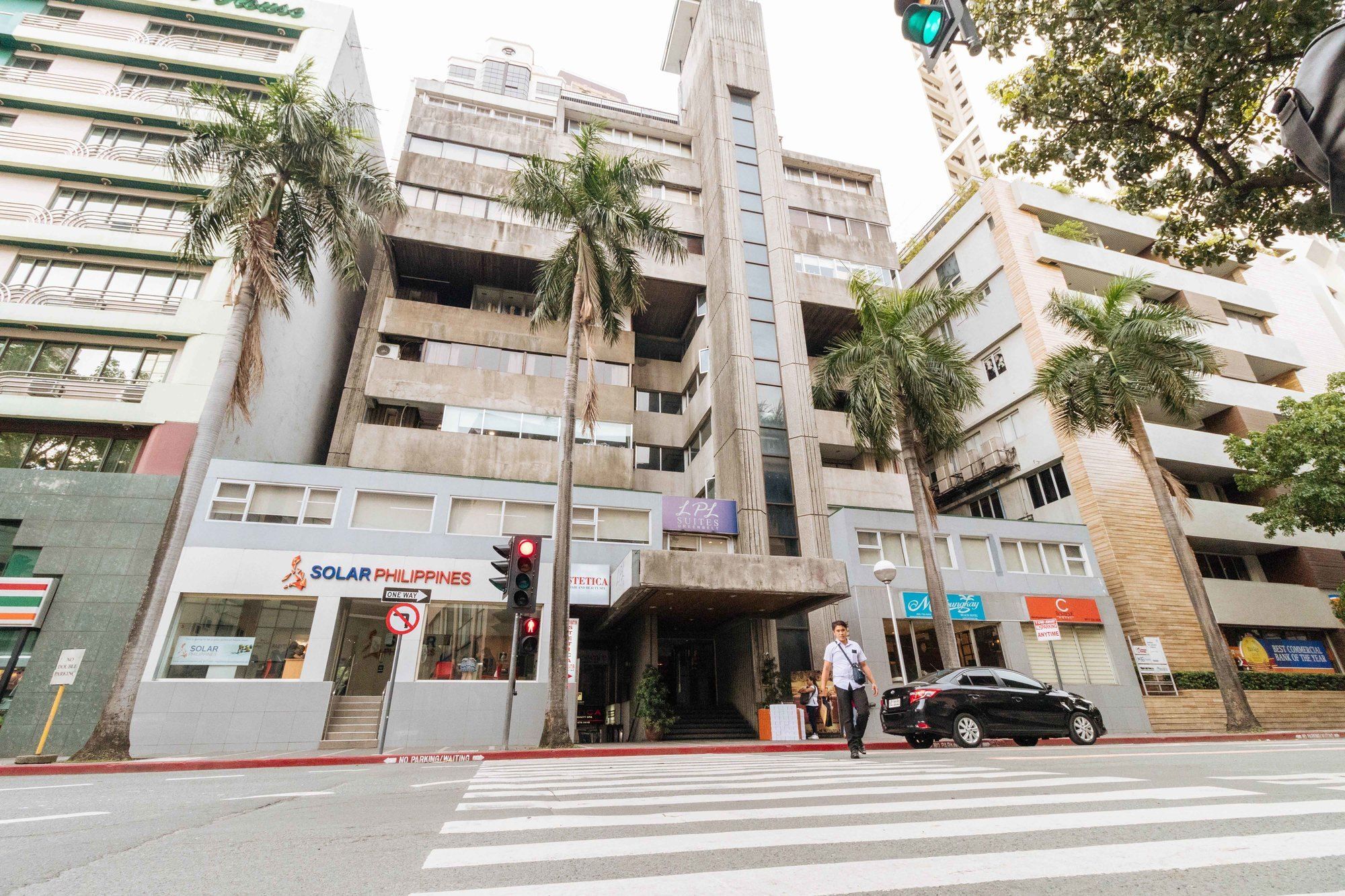 Reddoorz Premium Near Greenbelt Makati - Vaccinated Staff Makati City Ngoại thất bức ảnh